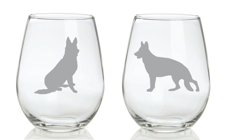 German Shepherd Glass FREE Personalization image 1