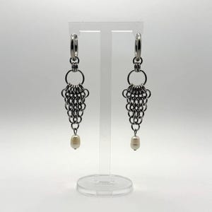 Chainmail Dangle Earrings with Pearls – Stainless Steel Earrings – Alternative Jewelry