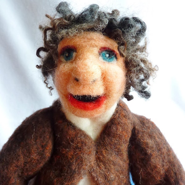 Hobbit, Elf, Needle felted Elf, Felt Elf Hobbit