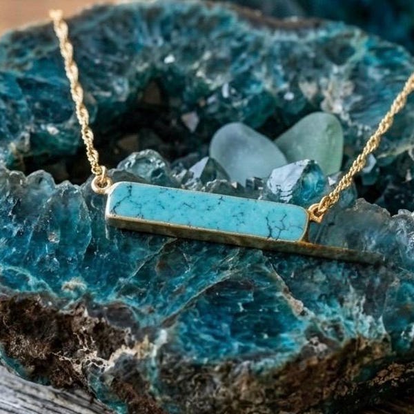 Turquoise Necklace Natural turquoise pendant Necklaces: Healing Crystal, Gold Plated