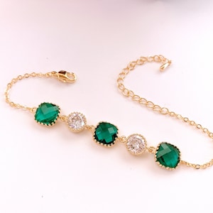 Emerald bracelet, Gold bracelet, Emerald Earrings, Wedding Jewelry, Bridesmaid Gift, Bridal Emerald Earrings, Emerald Gold bracelet