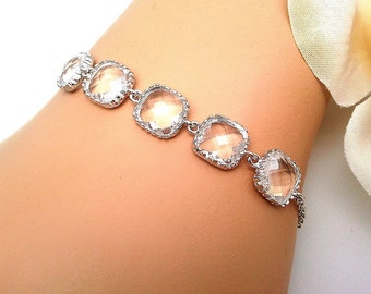 Small Clear Crystal Wedding Bracelet, Crystal bracelets, Crystal bridesmaid Gift for her, Wedding gift for BFF