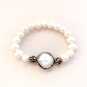 Pearl Bracelet, Pave Mother Pearl Bracelet, Freshwater Pearl Bracelet, Mothers Bracelet, Gifts for mothers, Gifts for Her, Gifts for Wife