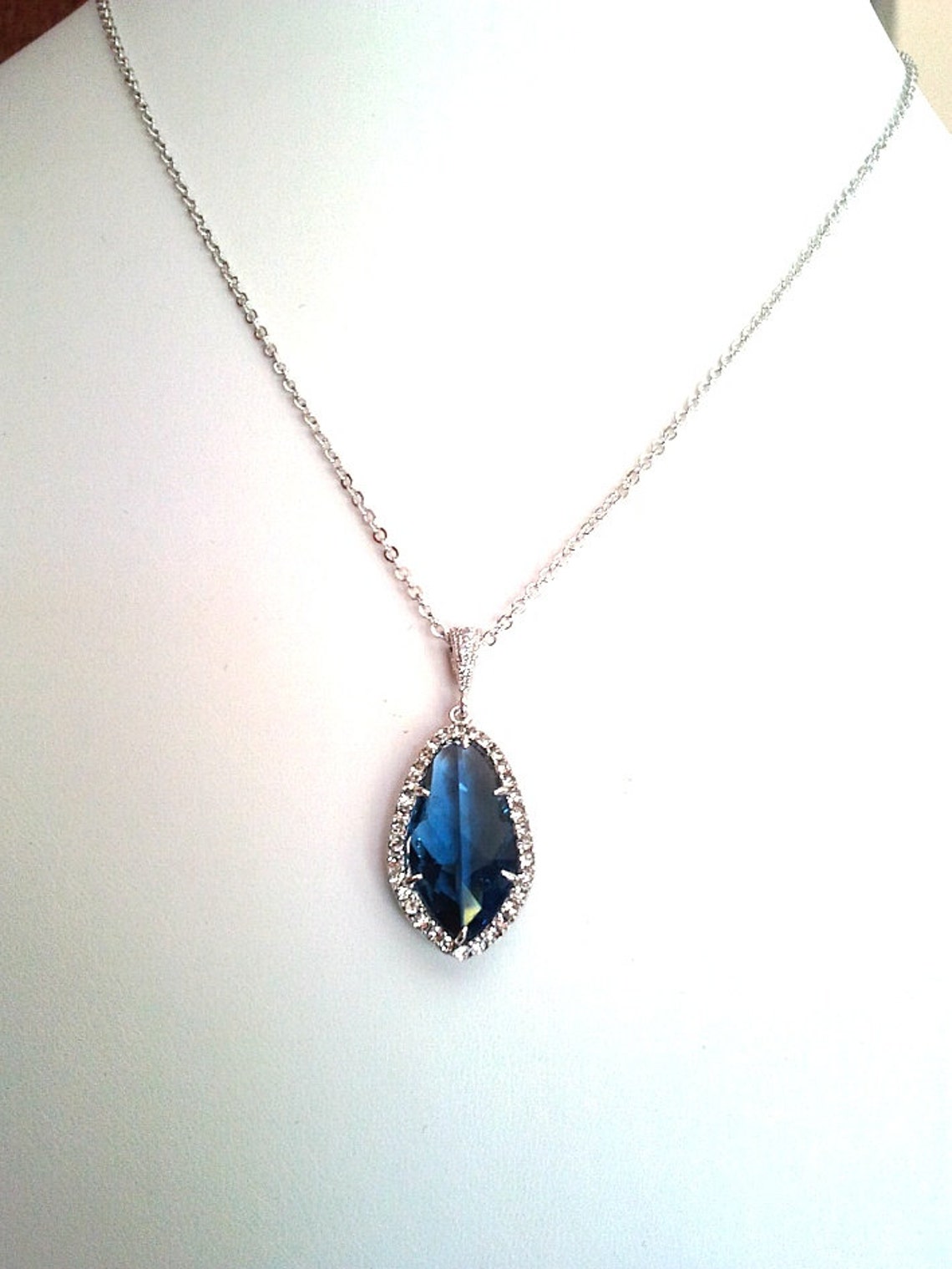 blue sapphire wedding necklace