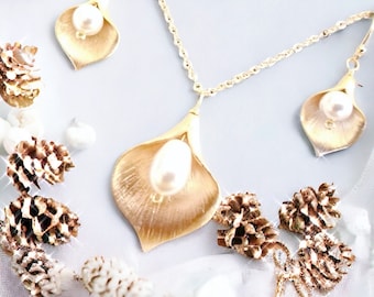Rose Gold Calla Lilie Halskette & Ohrring Set: Swarovski Perle Blumen Schmuck