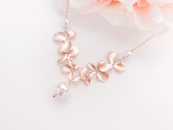 Color Blossom Lariat Necklace, Pink Gold, White Mother-of-pearl