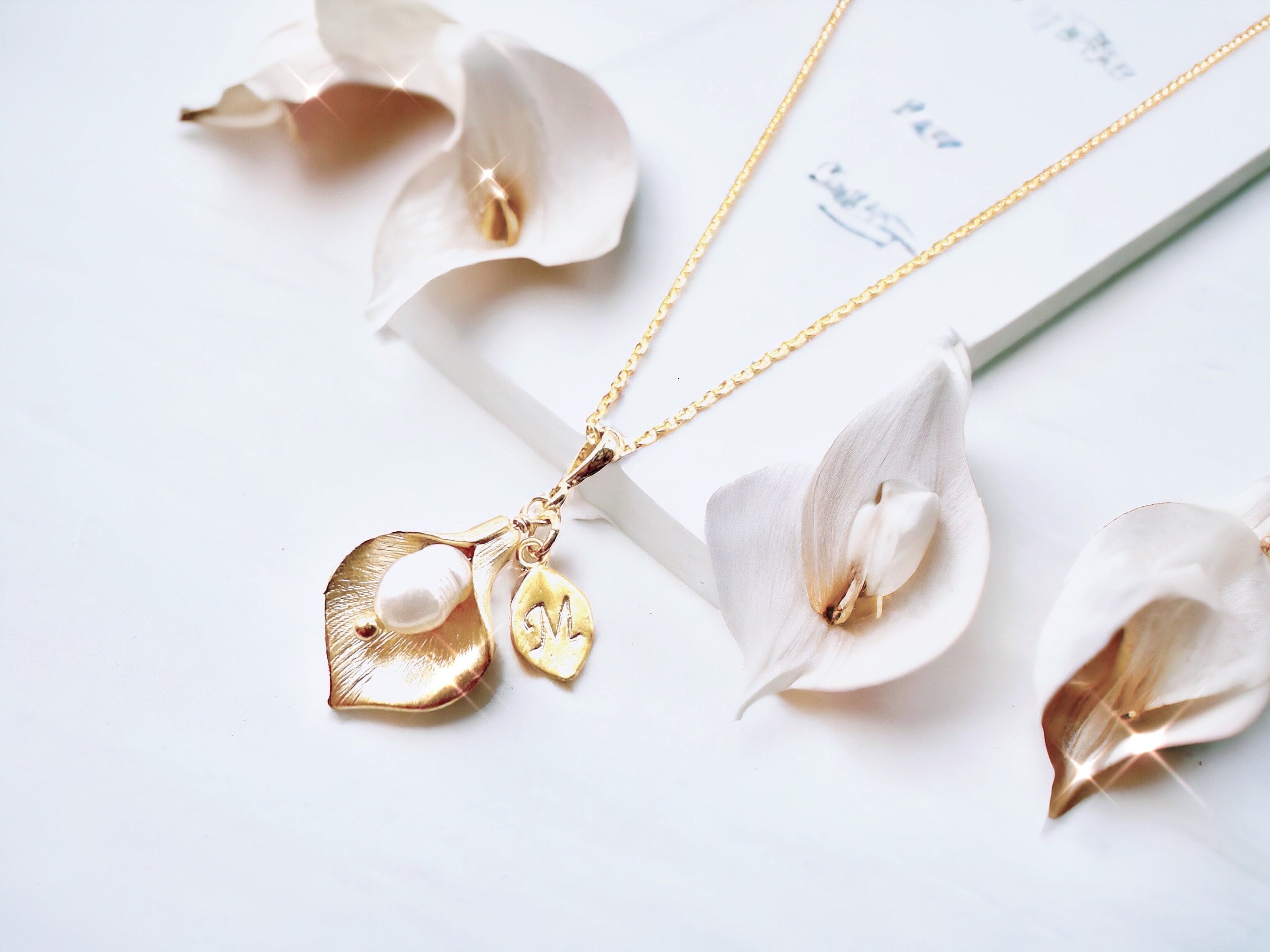 『TAKA ORIGINAL』Calla Lily Drift Necklace Gnoce Classic Sterling Silver Calla Lily Necklace - Gnoce.com