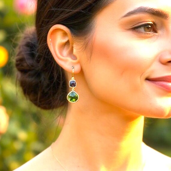 Boucles D'oreilles Vintage Plaqué Or Avec Péridot - Cristal Solitaire - Modèle 460