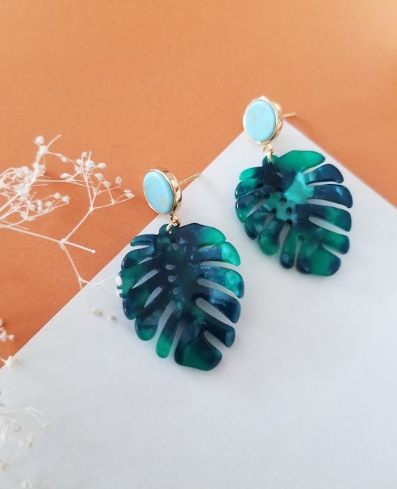 Amazon.com: Erimberate Bohemian Feather Turquoise Earrings Silver turquoise  Leaf Drop Earrings Turquoise Bead Dangle Earrings Metal Tribal Feather Drop Earrings  Jewelry for Women and Girls Gifts : Clothing, Shoes & Jewelry