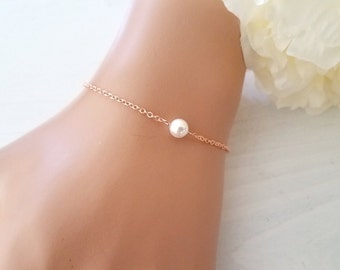 Swarovski pärlarmband: Roséguldsmycke för brudtärnor i present