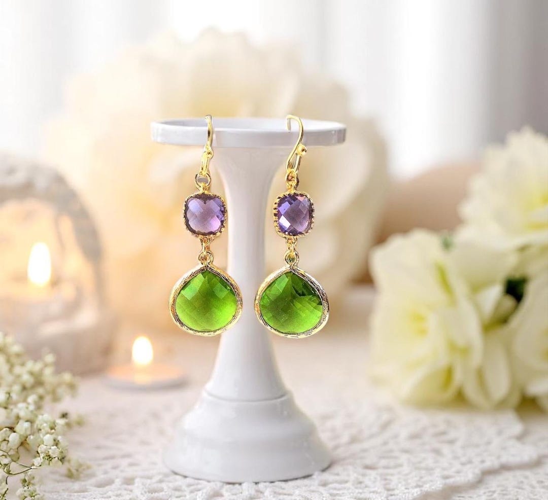 Boucles D'oreilles Vintage Clips En Argenté Avec Péridot Et Améthyste - Modèle 2803, Occasion Bon état
