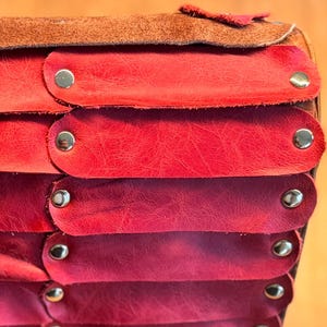 Randoseru Rucksack Leder | Samurai Stil Vintage Ranzen rot | Bushido Upcycling Kunst | Kozane Lamellen Tasche Unikat Rucksack | Japan Kunst