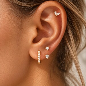 Gouden oorbellen set, 4-delige set met delicate oorbellen, oorringen en oorstekers, oorbellen voor meerdere piercings, cadeau voor haar