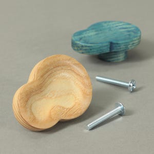 Wood Cabinet Knob | Ash Drawer Pull and Furniture Handle | Sculpted Teardrop Shape Sideboard & Kitchen | Home Upgrade | Solid Ash Door Knob