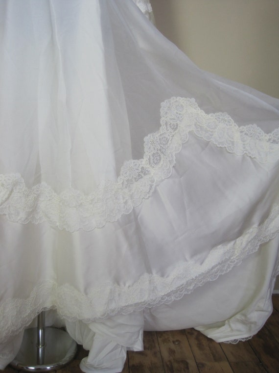 Victorian Wedding Gown Fitted A Line Empire Dress… - image 9