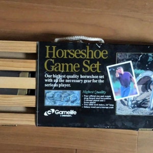 Horseshoes Game Set in Wooden Crate Box, Vintage Gamelife by Sportcraft 