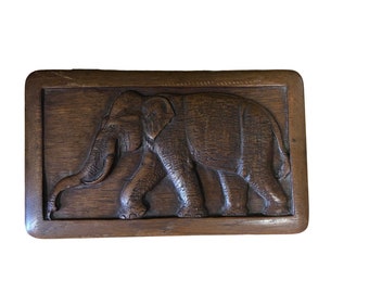 Vintage Carved Footed Wooden Treasure Chest Trinket Jewelry Box Elefant