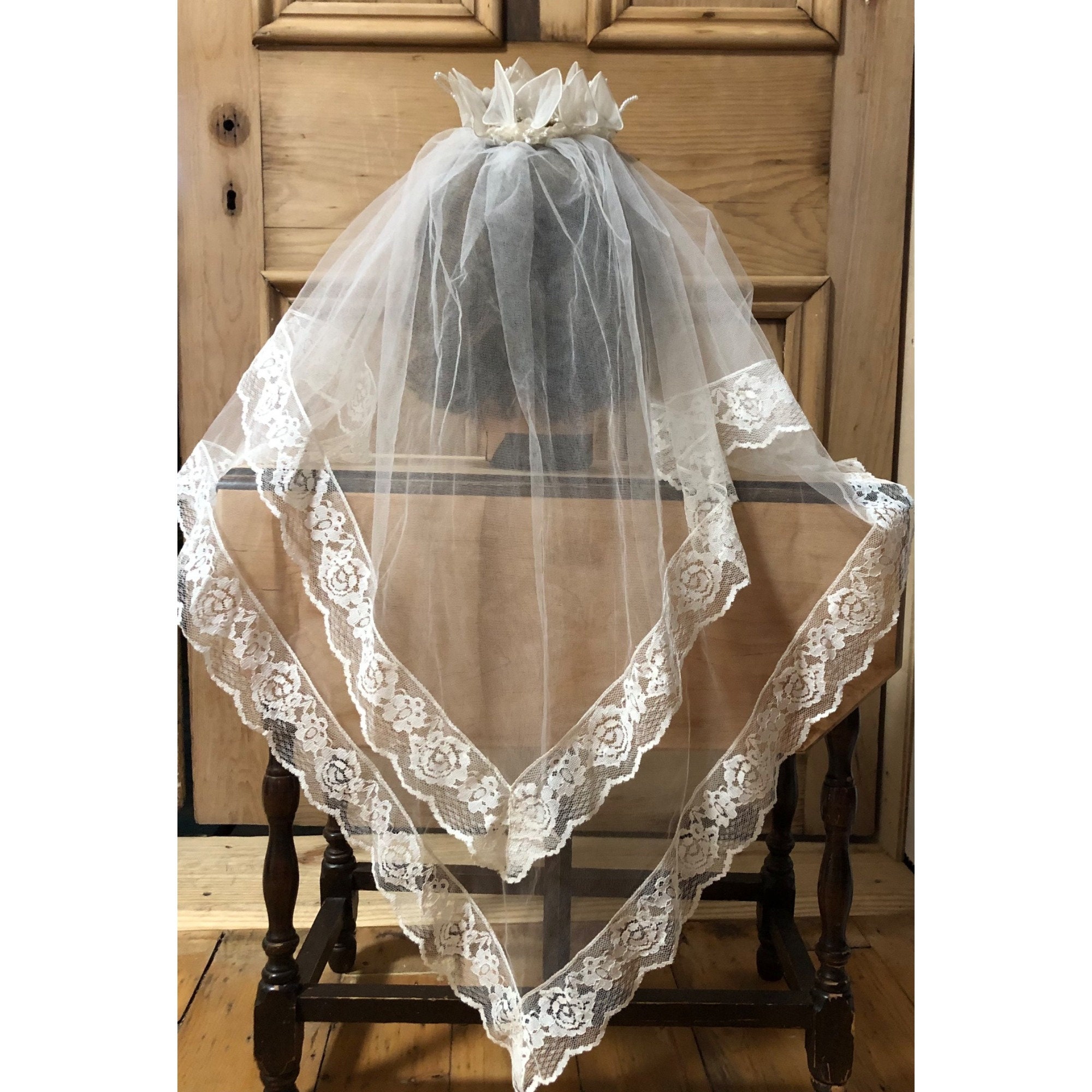 Womens Wedding Bridal Veil 2 Tiers Lace White Vintage - Etsy display picture 3