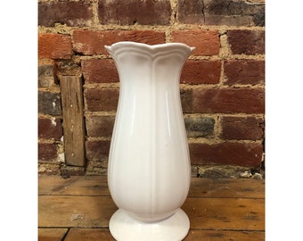 Vintage White Federalist USA Vase Mid Century Flared Top