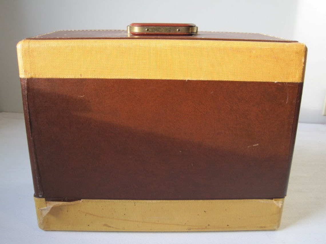 SINGER Sewing Machine Case Portable 1920'S Model Electric Light Extras