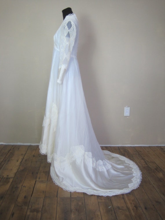 Victorian Wedding Gown Fitted A Line Empire Dress… - image 5