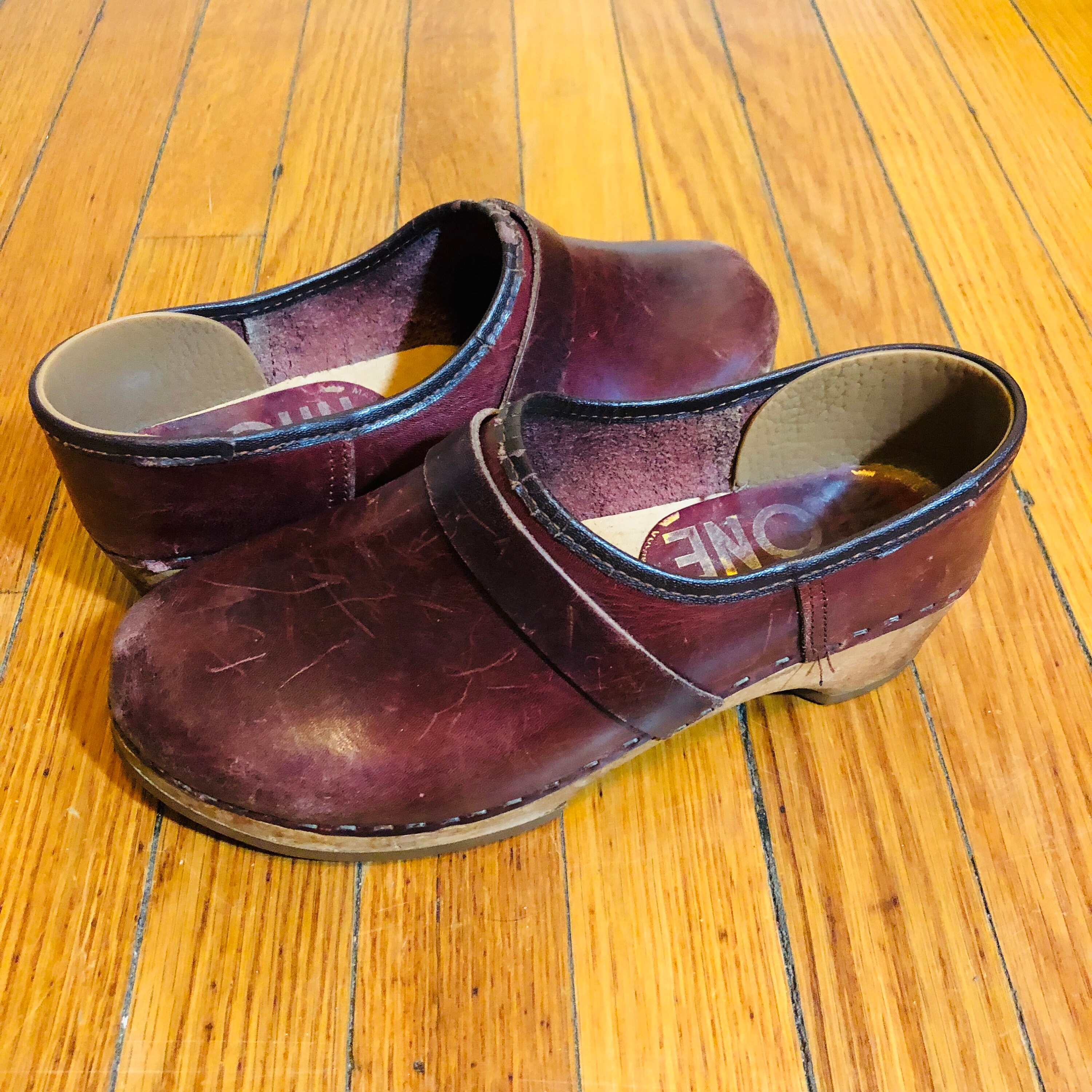 Krone clogs Clearance