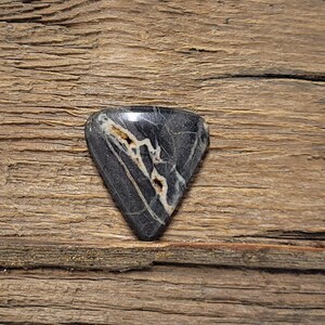 Cabochon (Dead Sea)