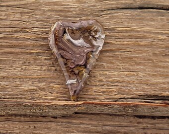 Riviera Plume Agate Heart Cabochon