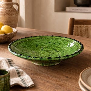 Marockanskt fat 30 cm | Grön Tamegroute-keramik | Handgjord marockansk keramik | Wabi Sabi Decor