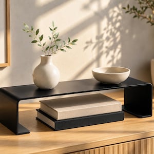 Metallhylla – Minimalistisk bordsdisplay och bänkskåpsorganisatör