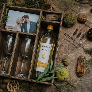 Wine Box with 2 glasses - separate space for a USB and 4x6 prints
