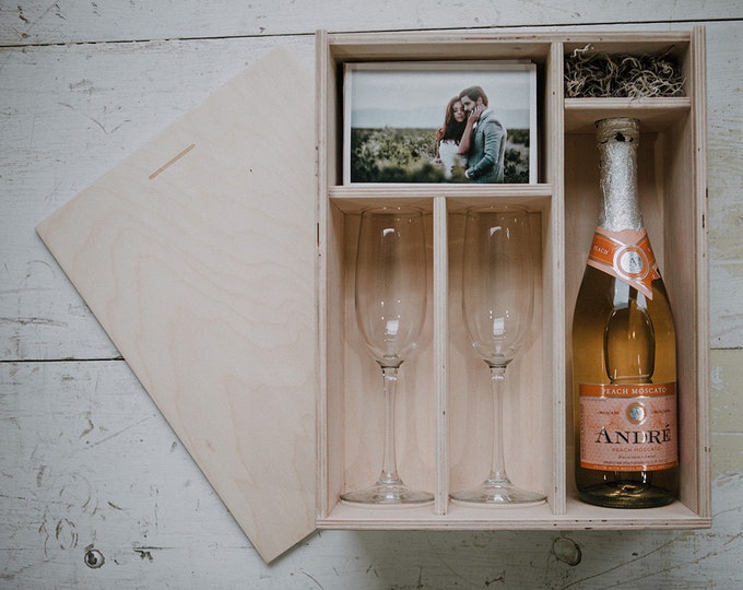 Champagne and print box with enough space for 4x6 prints and usb drive (2 champagne glasses included in the box)
