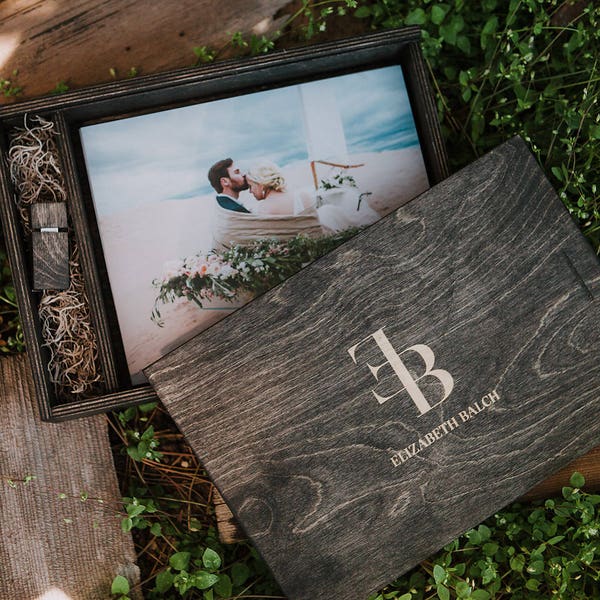 8x10 - Wood print box - space for photos and usb drive - (spanish moss included)