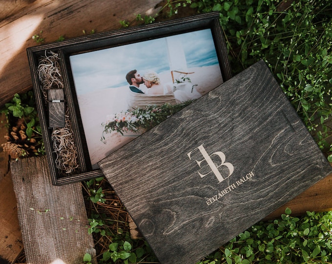 12x6x3.5 - Engraved wood print box - Plus (1) 8gb USB - laser engraved - space for photos and usb drive - (spanish moss included)