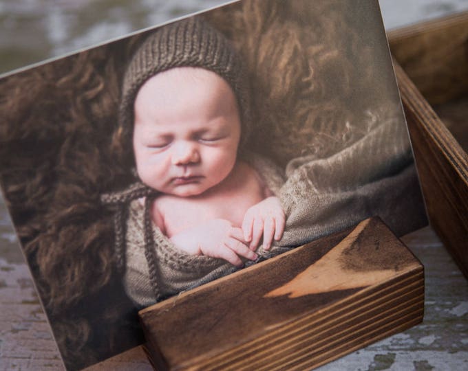 Mini wood print stand - fits in the usb area of a 5x5 or 5x7 photo box