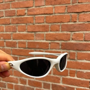 Oakley Minute White - Etsy