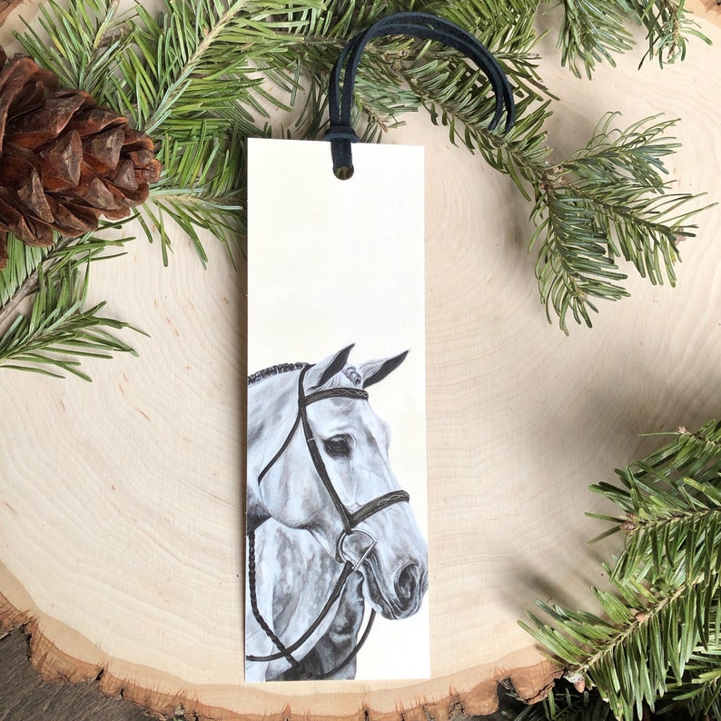 Horse Bookmark. Illustrated Hunter Jumper Earl Grey. 画像 1