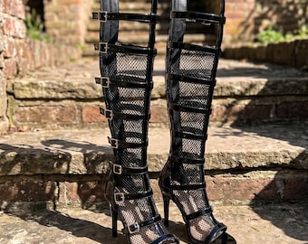 Oberschenkelhohe Sommerstiefel mit mehreren Schnallen, Reißverschluss hinten, Mesh-Einsätzen, Übergrößen für Herren, Gothic-, Punk- und Steampunk-Schuhe mit mehreren Riemen und Absätzen