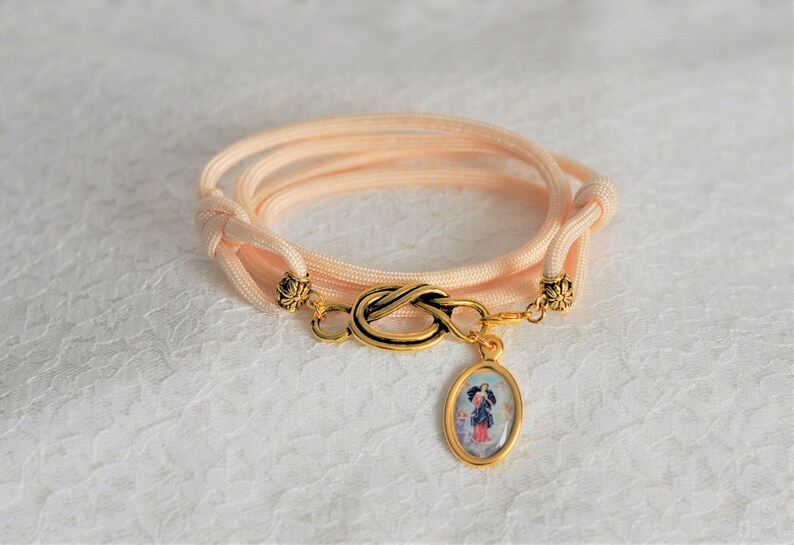 knot clasp gold tone medal /& prayer Mary Undoer of Knots Cord Bracelet with two adjustable knots
