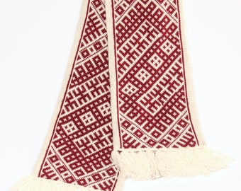 Knitted scarf Latvian folk symbols, Lielvardes Belt Traditional Latvian Pattern