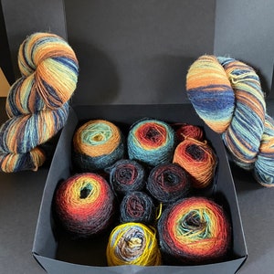 Woolen yarn set, Hand dyed self striping wool,  Multicolour art yarn 750 grams