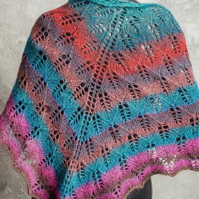 Rainbow hand knitted lace shawl, Triangle wrap, shawl with tassel, gift for her 画像 6