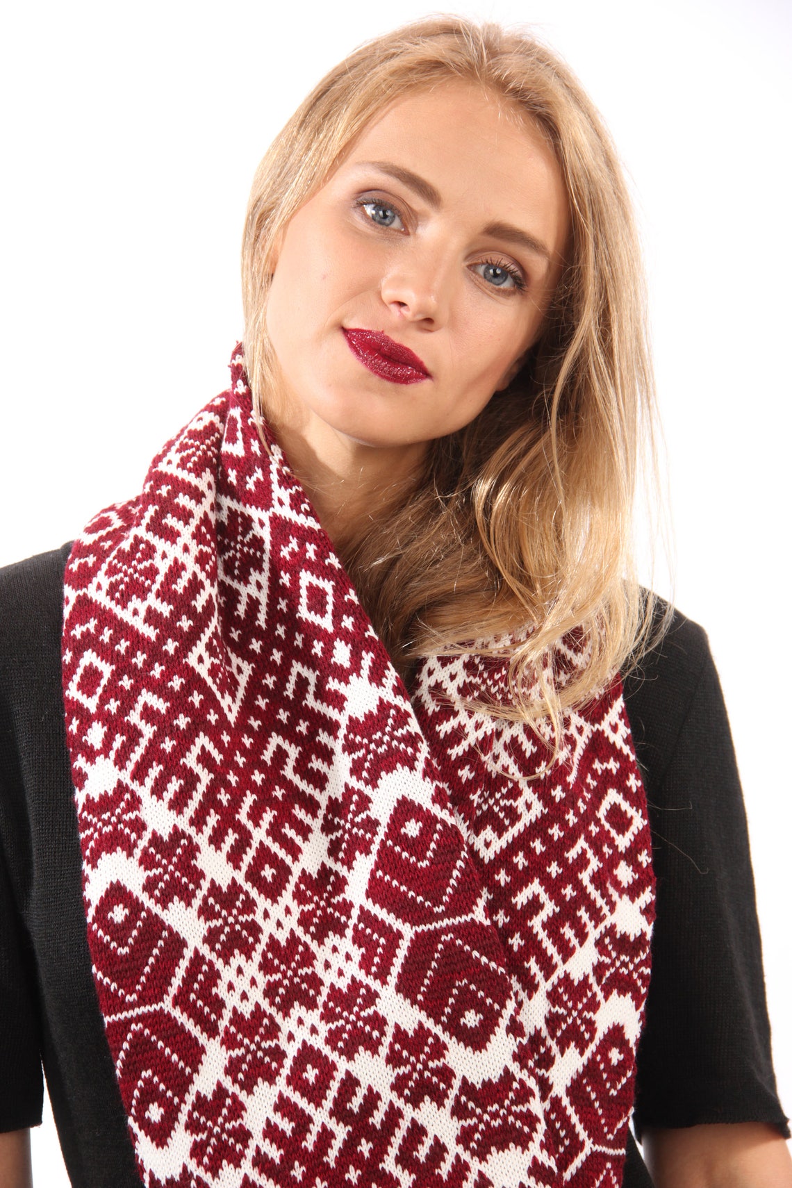 Red White Unisex Circle Scarf Loop Scarf With Latvian - Etsy