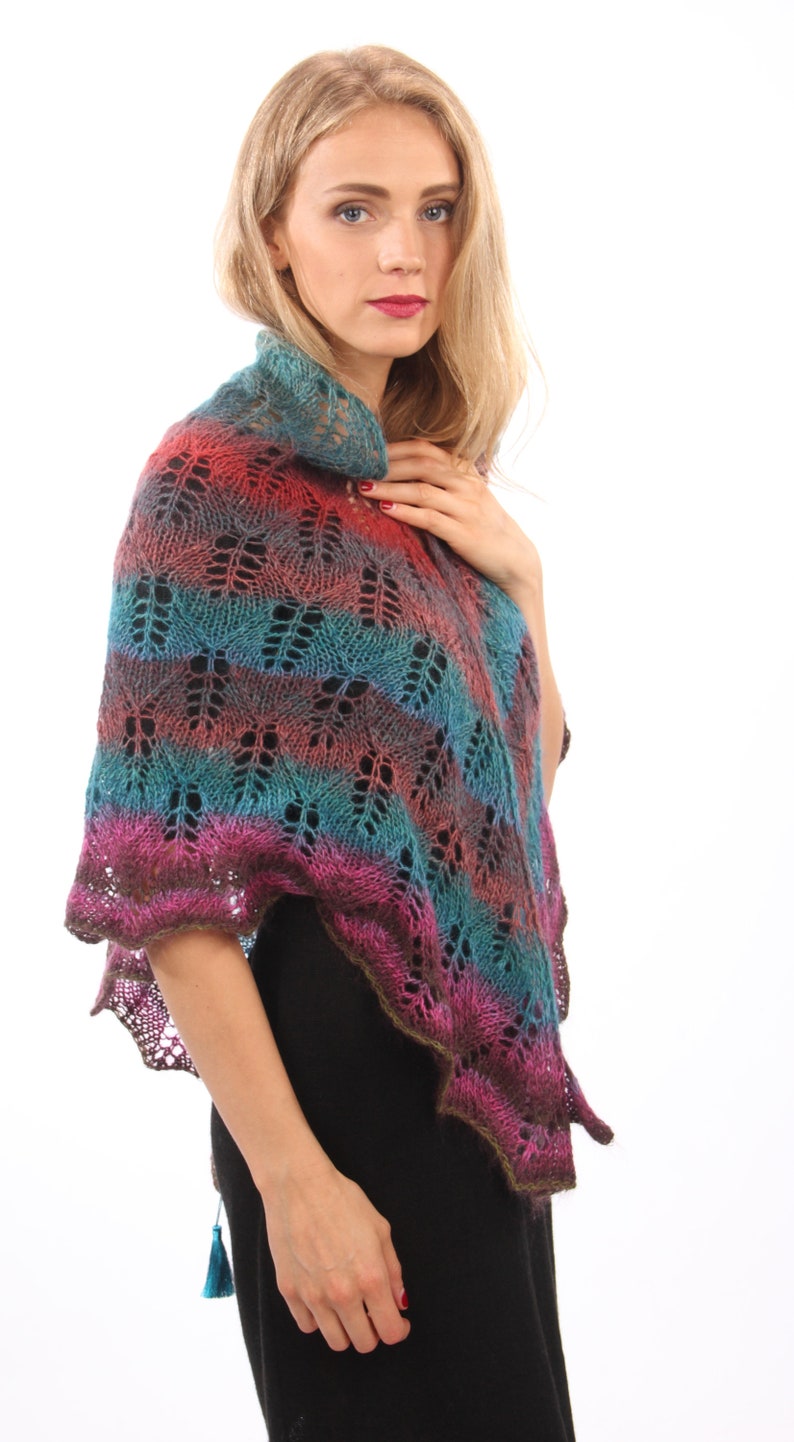Rainbow hand knitted lace shawl, Triangle wrap, shawl with tassel, gift for her 画像 10