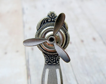 Propeller - vintage style silver plated bookmark, movable parts steampunk bookmark - BK109