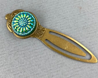 Iridescent Green Sunflower - vintage style antique brass bookmark, vintage glass button book lover gift, librarian, teacher gift - BK129