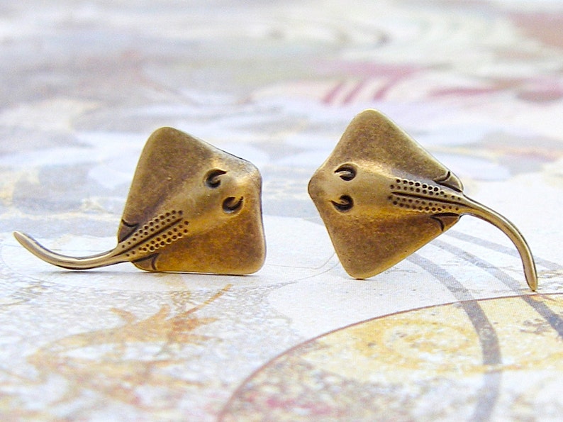 Stingray - antique brass finish post earrings, titanium post earrings, manta rays, ocean jewelry, vacation earrings, summer jewelry - P101 