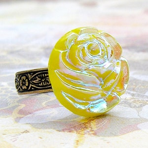 Yellow Tea Rose adjustable Vintage glass button ring image 1