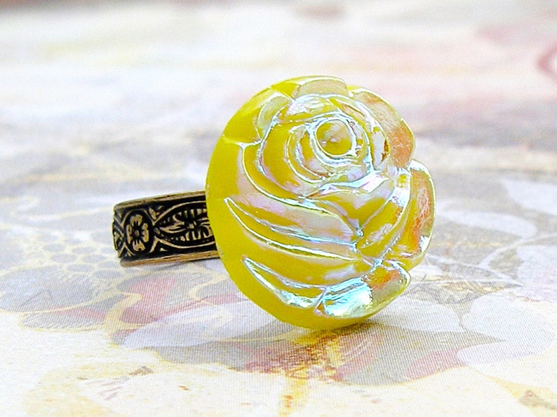 Yellow Tea Rose adjustable Vintage glass button ring image 1