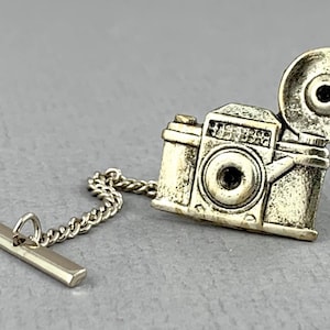 Old Fashioned Camera - antique silver plated finish photo camera with flash tie tack, photographer gift